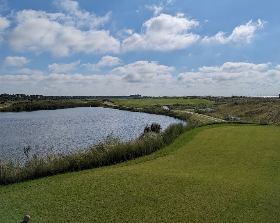 A picture of the Ocean Course at Kiawah Island from the sixteenth tee