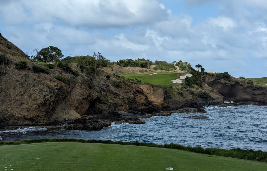 The fifteenth hole at Point Hardy Golf Club