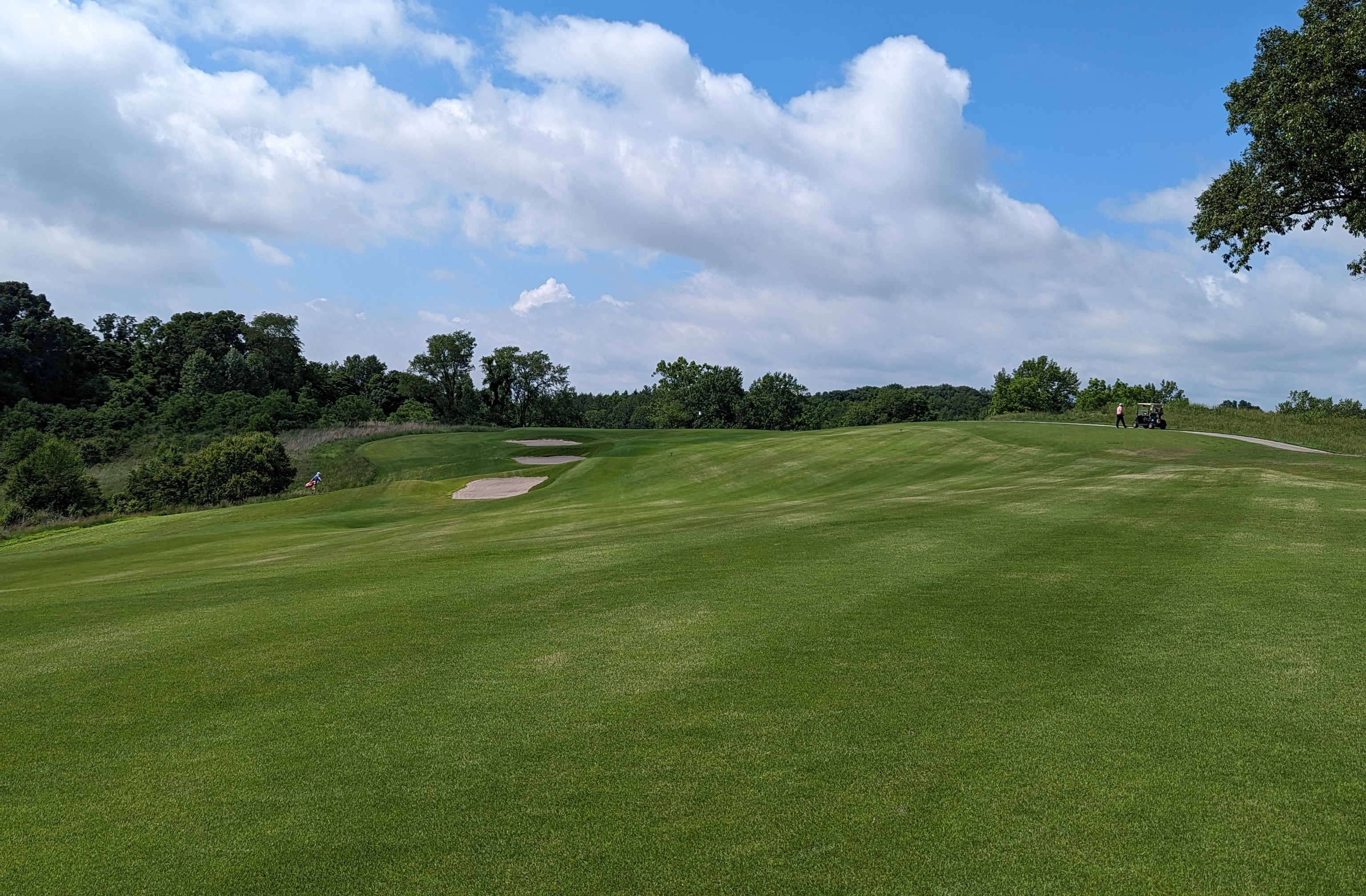 The first hole at Sultan's Run Golf Club