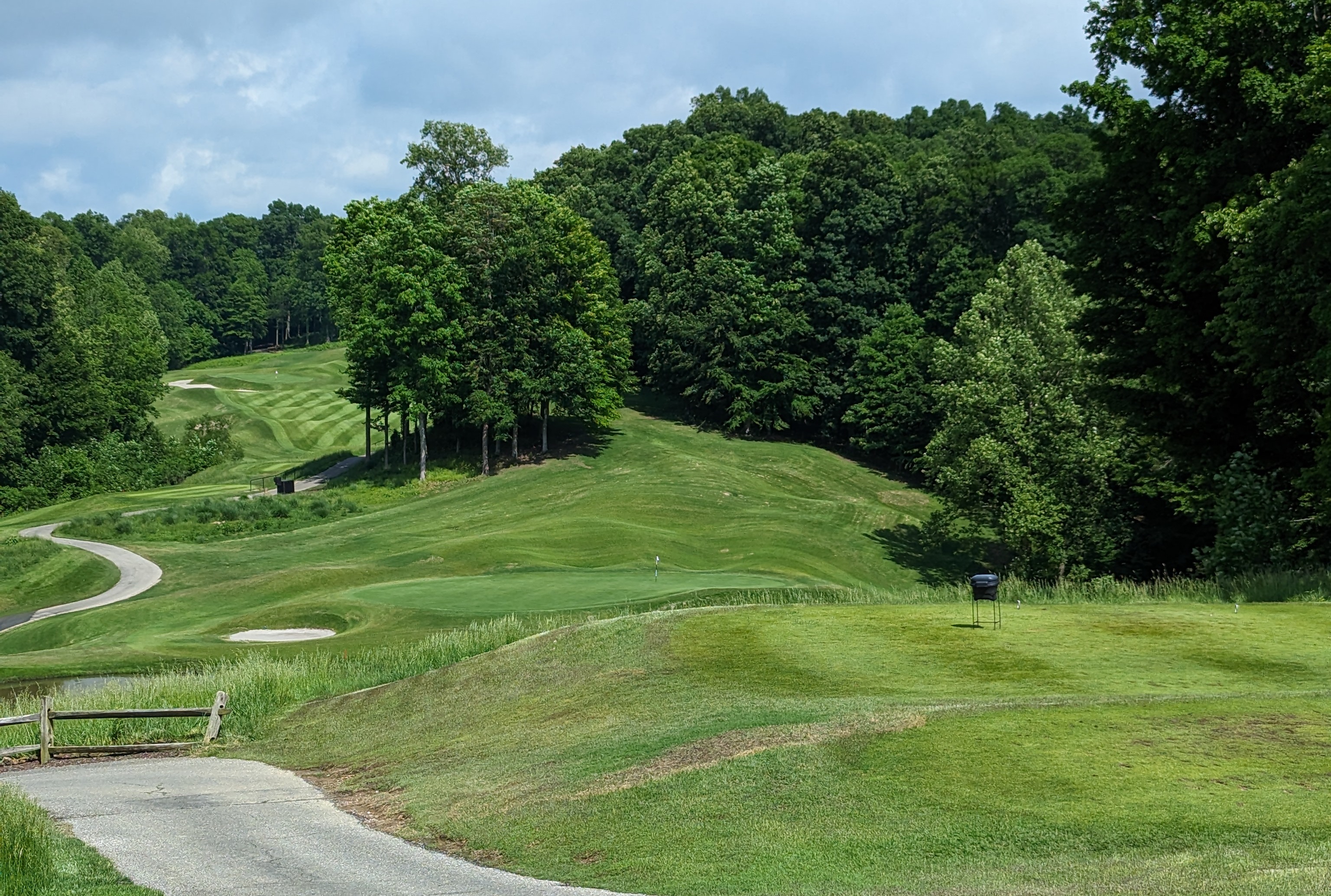 The second hole at Sultan's Run Golf Club