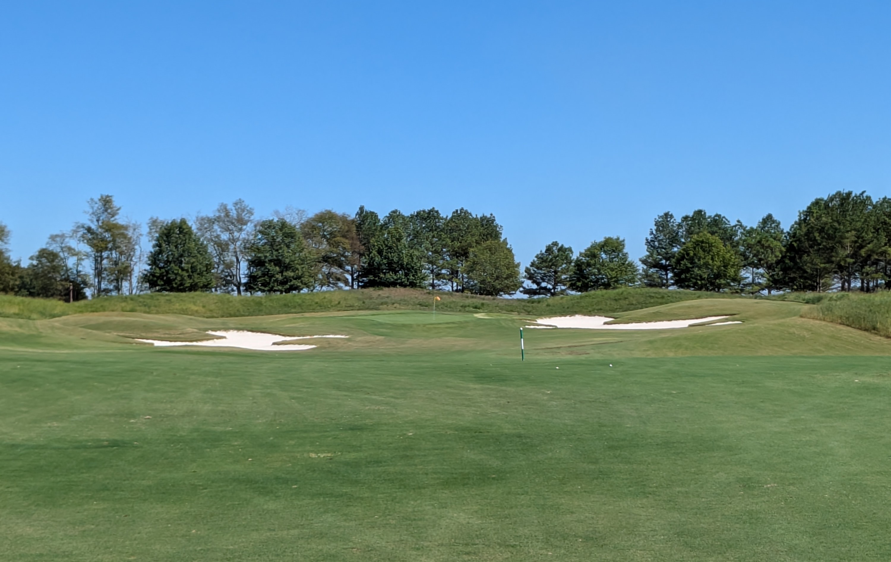 The approach shot at the tenth hole at The Shoals' Fighting Joe